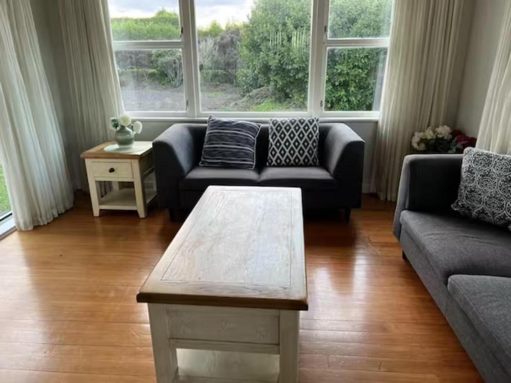 Besties West Auckland Kumeu Exterior photo